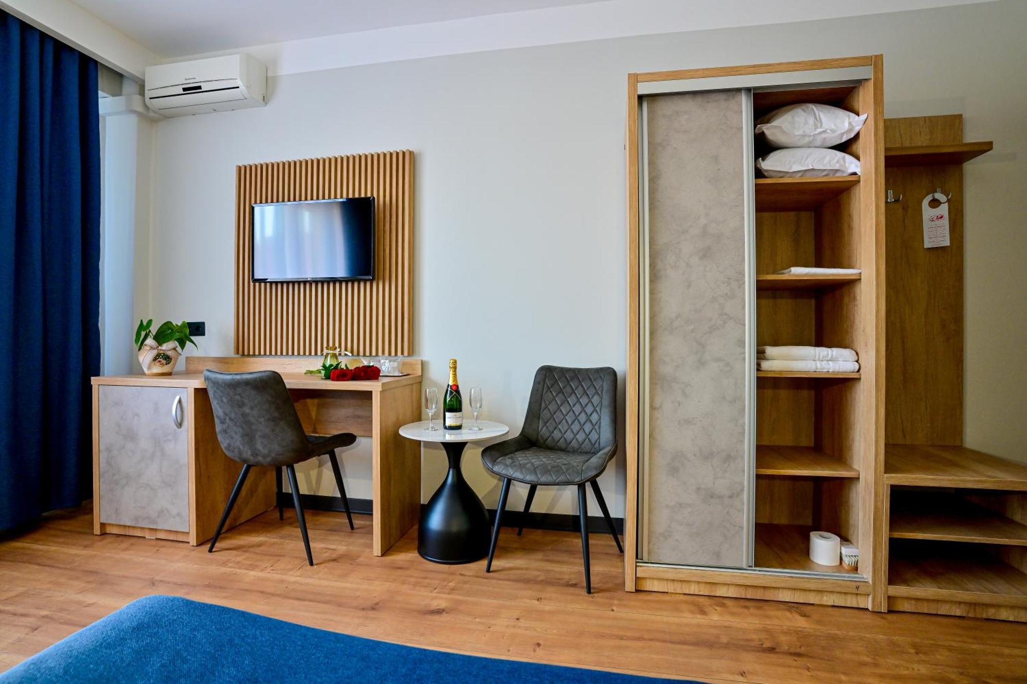 Hotel Class Hermannstadt Extérieur photo