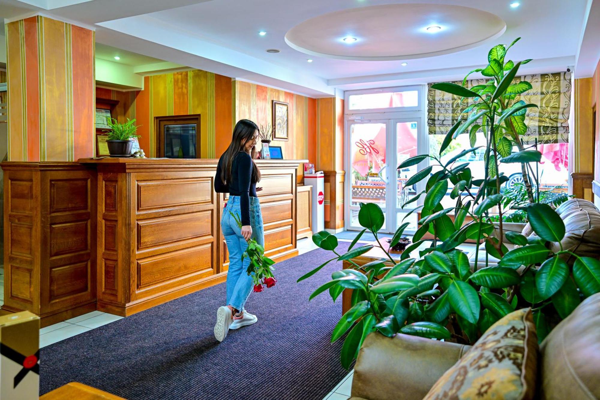 Hotel Class Hermannstadt Extérieur photo