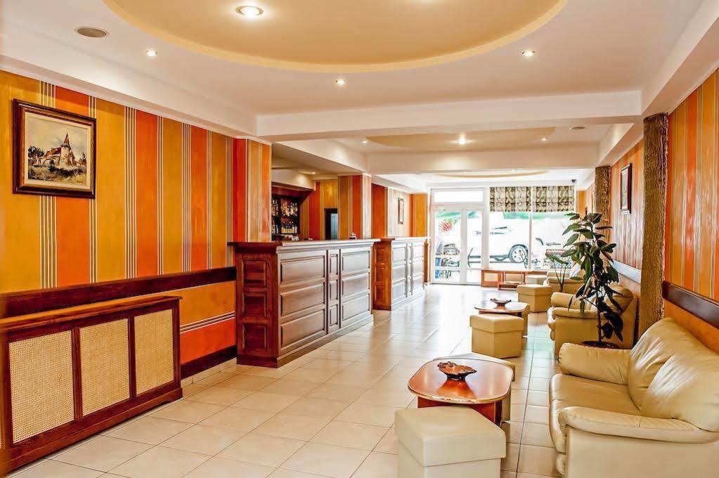 Hotel Class Hermannstadt Extérieur photo